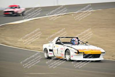 media/Jan-26-2025-CalClub SCCA (Sun) [[cfcea7df88]]/Group 5/Race/